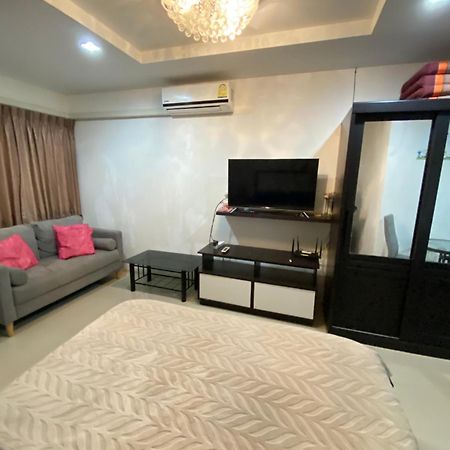 Beach 7 Condo, Pattaya Джомтьєн-Біч Екстер'єр фото